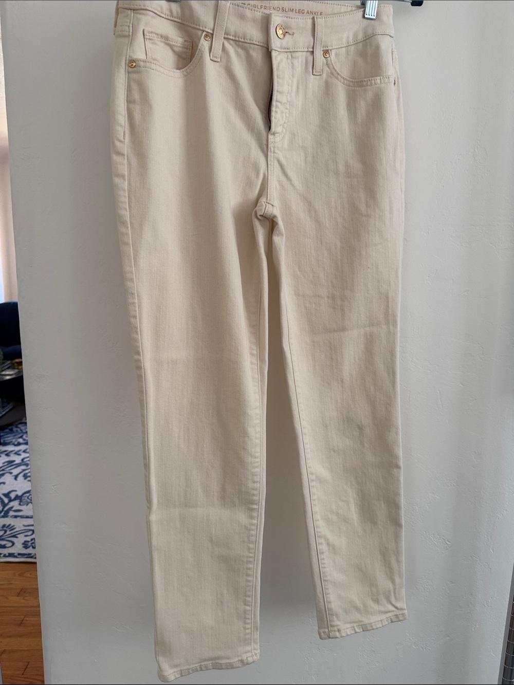 Chico's Slim Straight Jeans in Cream